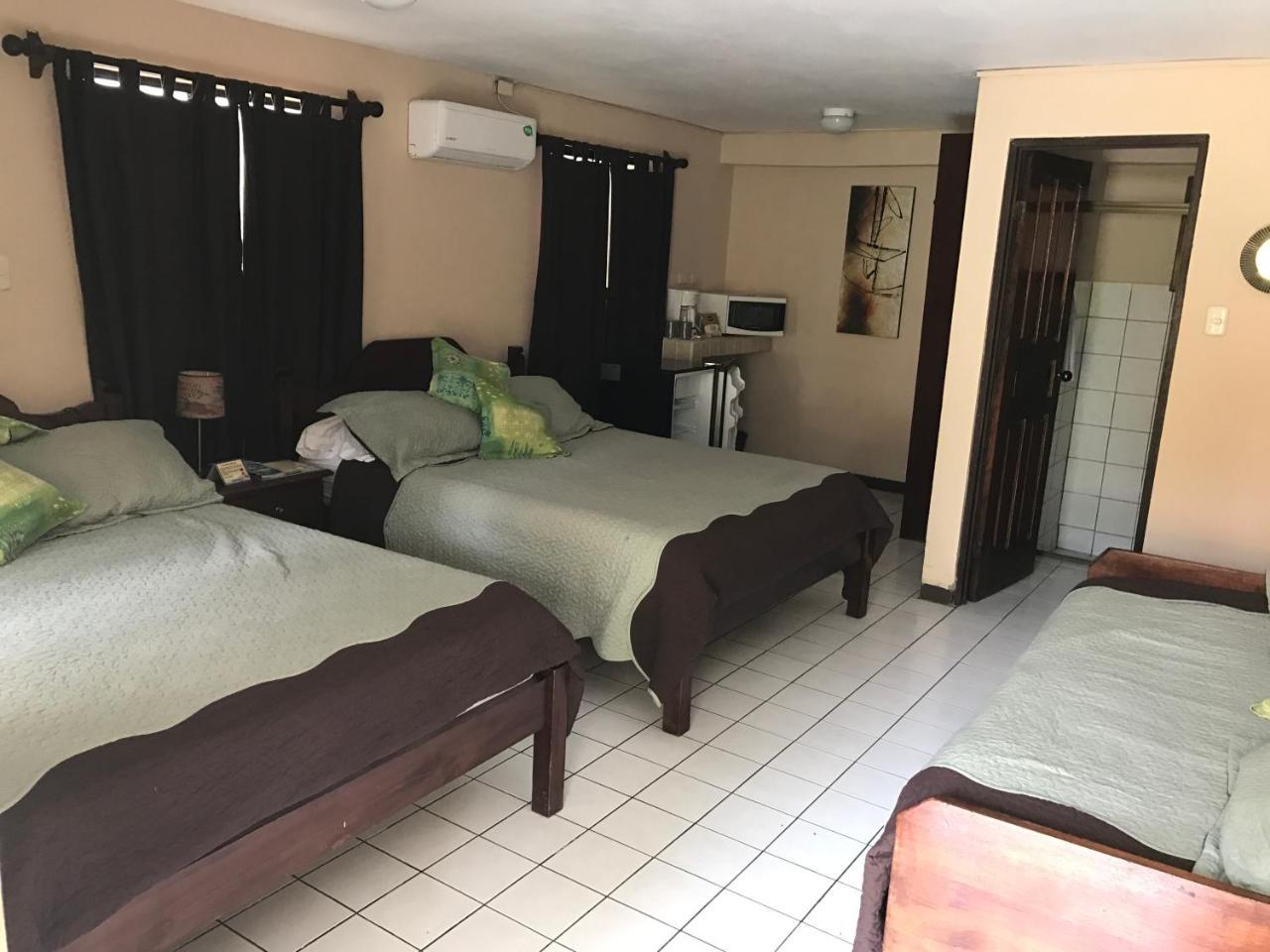 Hotel Mango Mar Jacó Екстериор снимка