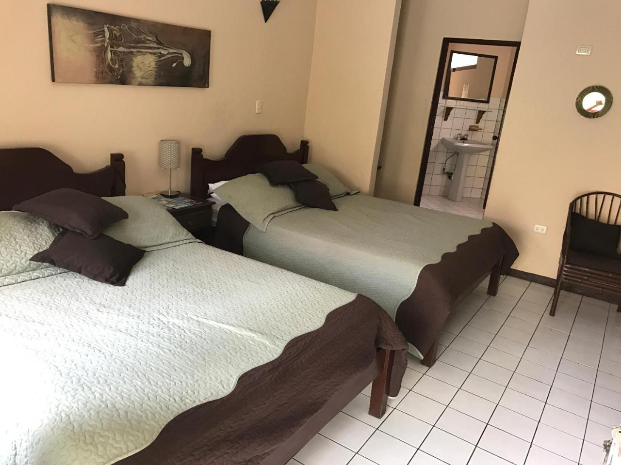 Hotel Mango Mar Jacó Екстериор снимка